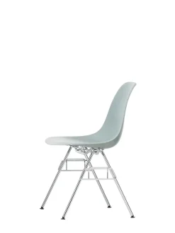 Eames Plastic Side Chair DSS-N, stabelbar fra Vitra