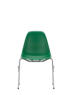 Eames Plastic Side Chair DSS-N, stabelbar fra Vitra