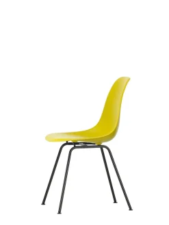 Eames Plastic Side Chair DSX, sort pulverlakeret fra Vitra