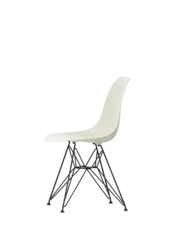 Eames Plastic Side Chair DSR, sort pulverlakeret fra Vitra