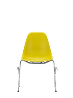Eames Plastic Side Chair DSS, stabelbar fra Vitra