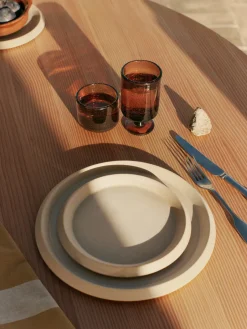 Erena Dinner Plate Ø29 Cream, middagstallerken fra Ferm Living