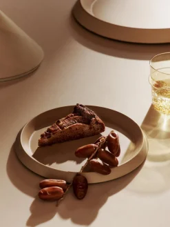 Erena Serving Platter - Ø35 fra Ferm Living