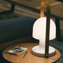 Follow Me Plus bordlampe fra Marset