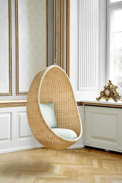 Hanging Egg af Nanna Ditzel