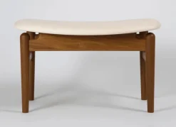 Høvdingeskammel af Finn Juhl