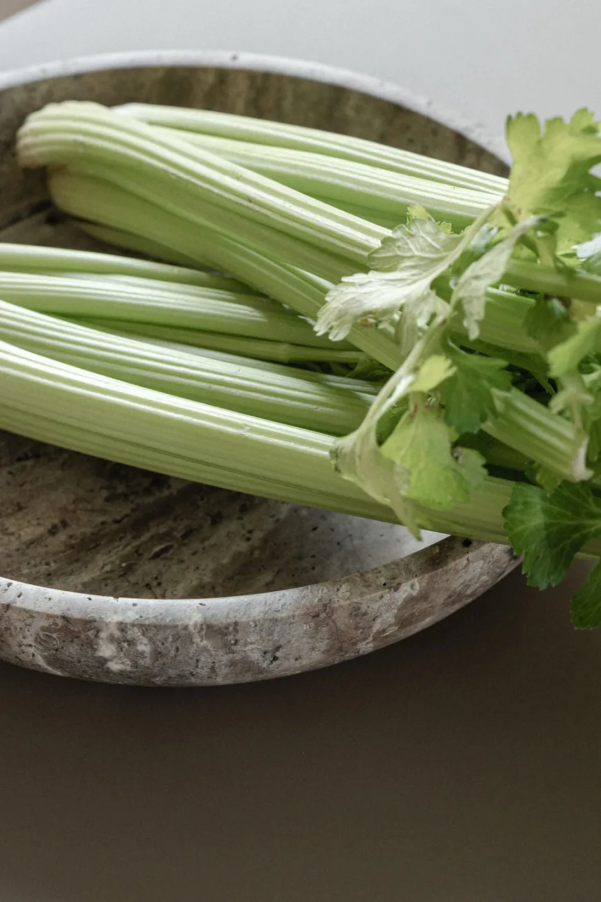 Hyben Skål, travertin silver fra Wabi Sabi Nordic