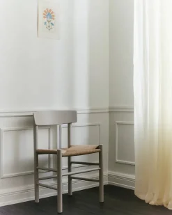 J39 Folkestolen, heritage red af Børge Mogensen