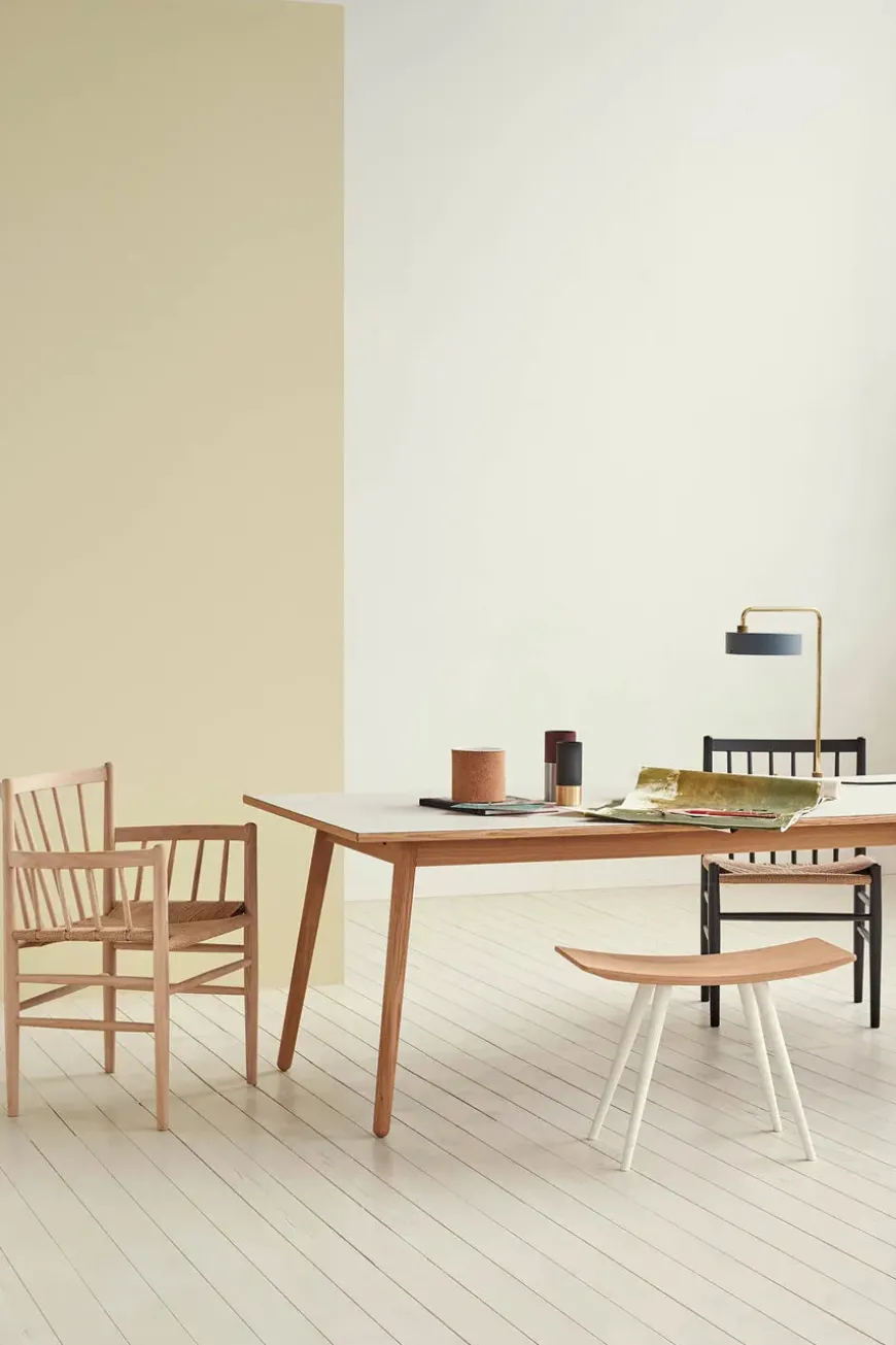 J81 spisebordsstol fra FDB Møbler