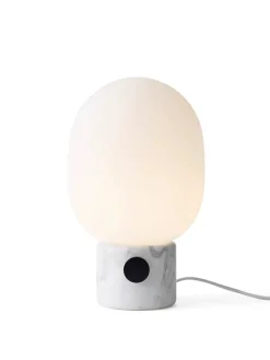 JWDA Bordlampe, calacatta viola marmor fra Audo Copenhagen