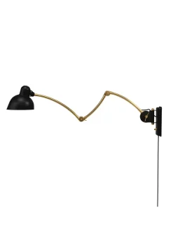 Kaiser Idell 6559-W væglampe fra Fritz Hansen