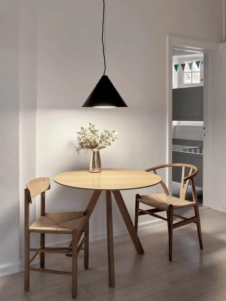 Keglen Pendel fra Louis Poulsen