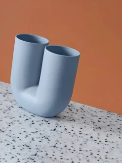Kink vase, sand fra Muuto