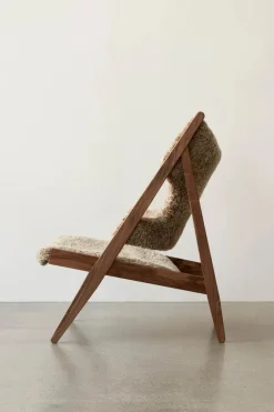 Knitting Lounge Chair, Sheepskin fra Audo Copenhagen