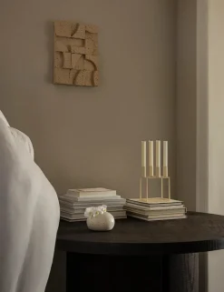 Kubus 4 Lysestage, ivory fra Audo Copenhagen