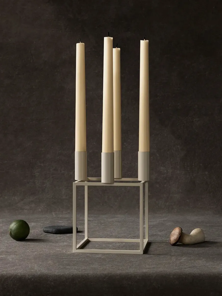 Kubus 4 Lysestage, zink fra Audo Copenhagen