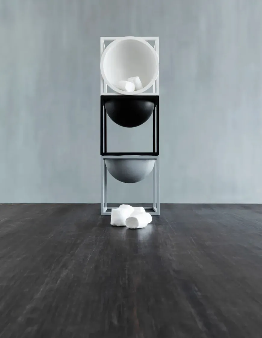 Lille Kubus Skål, sort fra Audo Copenhagen