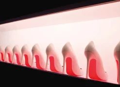 Little Book of Christian Louboutin fra New Mags