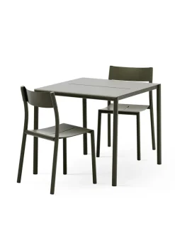May sæt, 2 stole og bord 85x85 i dark green fra New Works