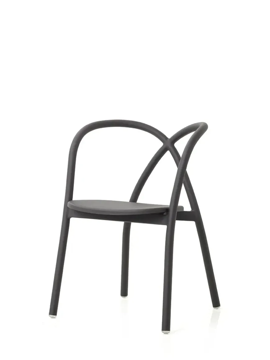 Ming Aluminium Chair, black fra Stellar Works