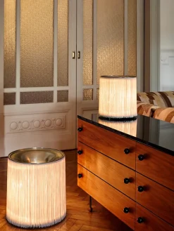 Model 597 Bordlampe fra GUBI