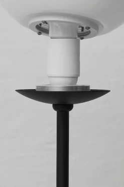 Model 1081 Gulvlampe fra Astep