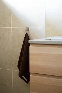 Naram towel - Creme & Ink fra Bongusta