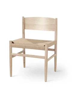 Nestor stol, mat lakeret eg fra Mater