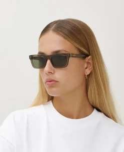 NEW DYLAN, green bottle fra MessyWeekend