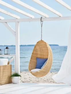 Outdoor Hanging Egg af Nanna Ditzel