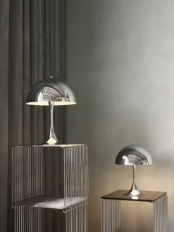 Panthella 250 bordlampe, hvid af Verner Panton