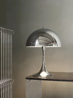 Panthella 250 bordlampe, pale blue af Verner Panton