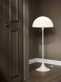 Panthella gulvlampe af Verner Panton