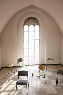 Paragon Chair, sort eg fra HANDVÄRK