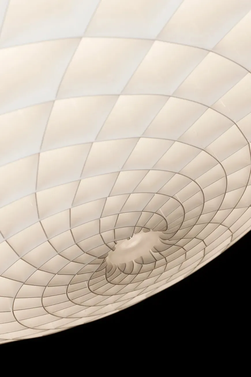 Patera Oval pendel fra Louis Poulsen