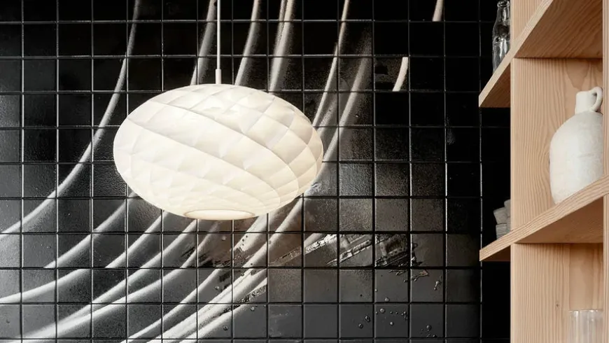 Patera Oval pendel fra Louis Poulsen