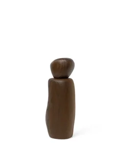Pebble Grinder, Dark Brown fra Ferm Living