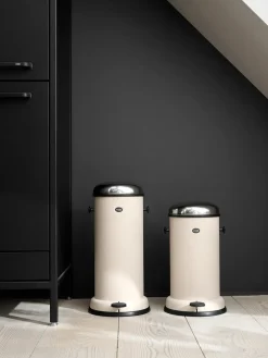 Pedalspand VIPP16 - 18 L, sort fra Vipp