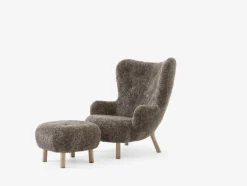 Petra VB3 lænestol inkl. Skammel, Karakorum 003 fra &Tradition