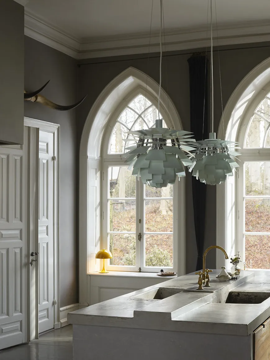 PH Artichoke i Messing fra Louis Poulsen