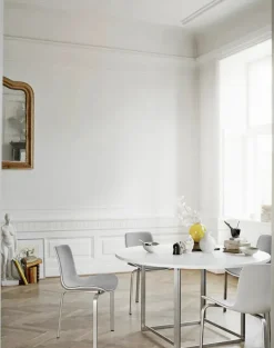 PK58 Bord af Poul Kjærholm