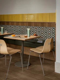 PK3 spisebordsstol, eg af Poul Kjærholm