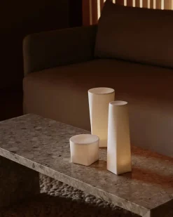 Plinth Bridge, Kunis Breccia stone fra Audo Copenhagen