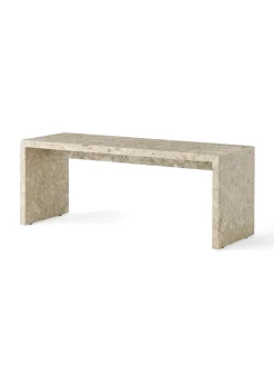 Plinth Bridge, Nero Marquina marble fra Audo Copenhagen