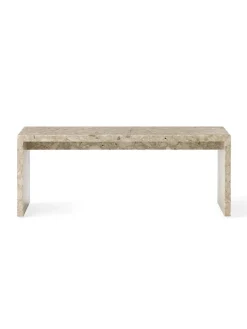 Plinth Bridge, White carrara marble fra Audo Copenhagen