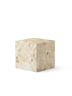 Plinth Cubic Sand Kunis Breccia marmor fra Audo Copenhagen