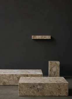 Plinth Tall, grey galaxy marble fra Audo Copenhagen