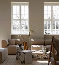 Plinth Tall Grey Kendzo marmor fra Audo Copenhagen