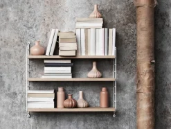 Pocket Metal Reol fra String