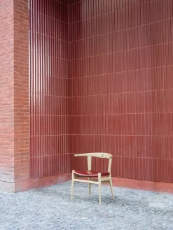 PP518 Tyrestol m. polstret sæde af Hans J. Wegner